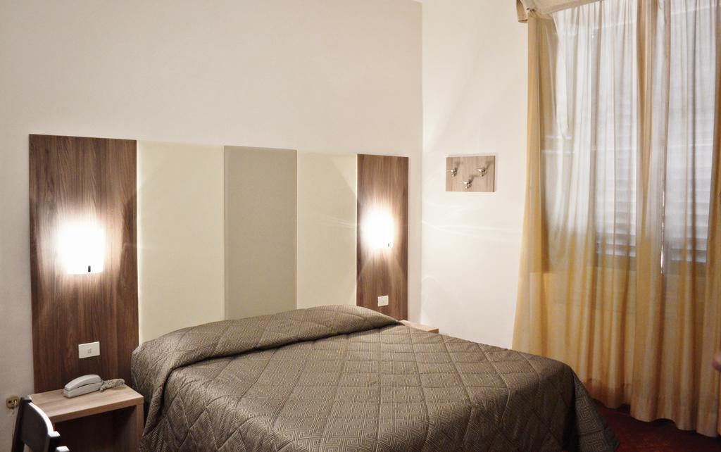 Hotel Arno Bellariva Florence Kamer foto