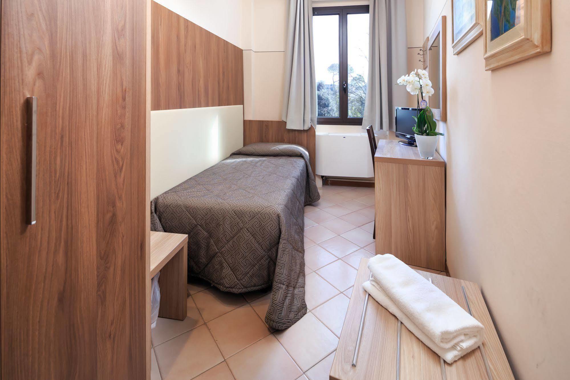 Hotel Arno Bellariva Florence Buitenkant foto