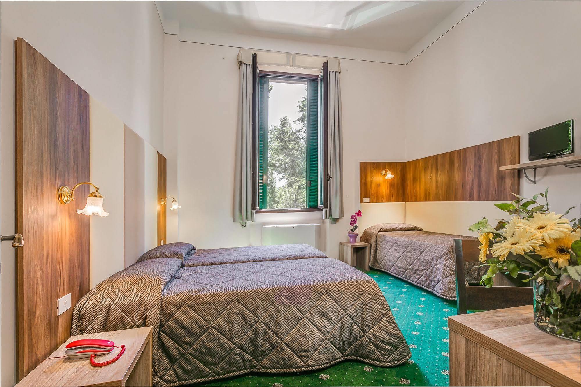 Hotel Arno Bellariva Florence Buitenkant foto
