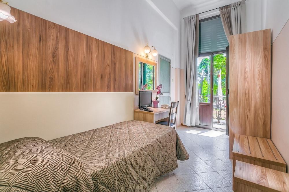 Hotel Arno Bellariva Florence Buitenkant foto